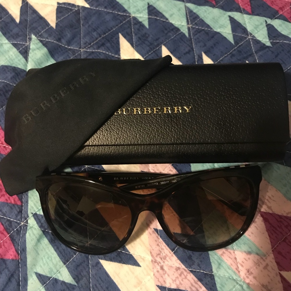 Burberry sunglasses